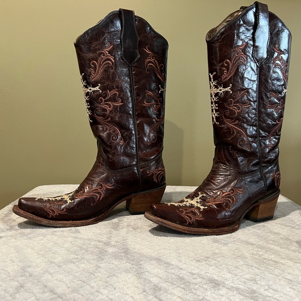 Circle G Women's Cross Embroidery West Boot Choco/Cognac Western SnipToe,Size 8M